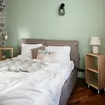 Apartment Il Moderno By Solutions Como